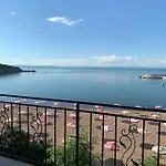 Guest house лазурен бряг