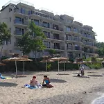 Guest house лазурен бряг Chernomorets