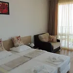 Guest house лазурен бряг