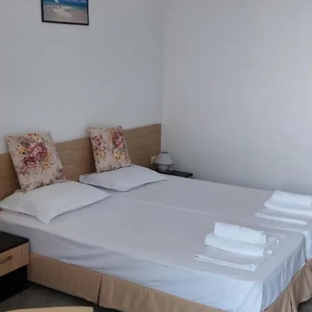 лазурен бряг Vendégház Csernomorec