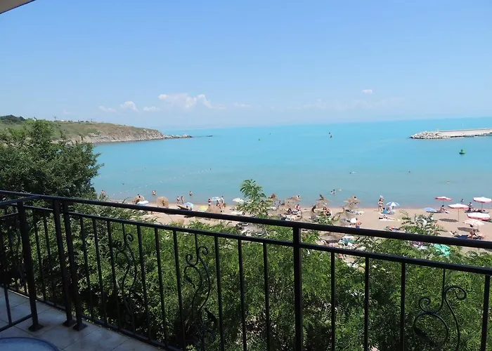 Vendégház лазурен бряг 2*