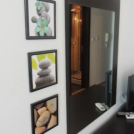 Guest house Lazuren Bryag Chernomorets