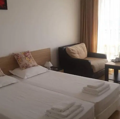 лазурен бряг 게스트하우스