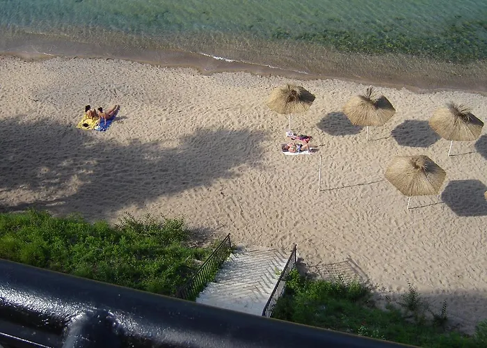 лазурен бряг